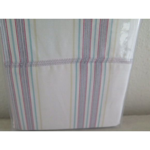 Lauren Ralph Lauren Set of 2 Claudia Stripe STANDARD Pillowcases $135+ - Picture 4 of 8